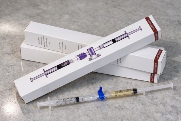 How Should Liquid Residue Left by a Microneedling Pen Be Handled?